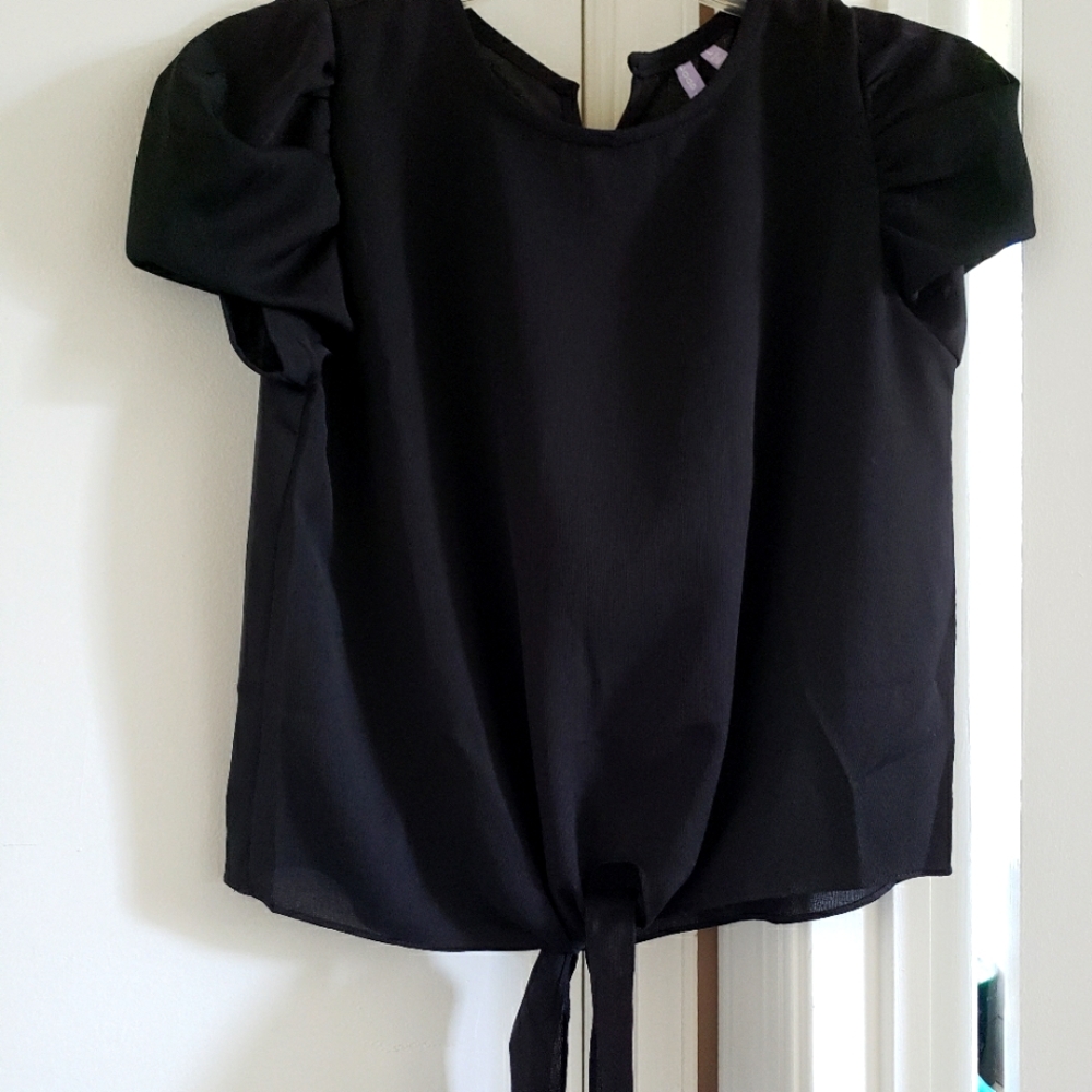 GIRL'S SHIRT GOOD LUCK GIRL SIZE 14 (L). BLACK